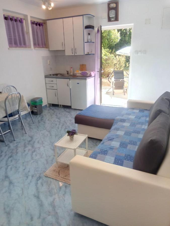 Apartmani "Ostro" Crikvenica Kraljevica Exterior photo